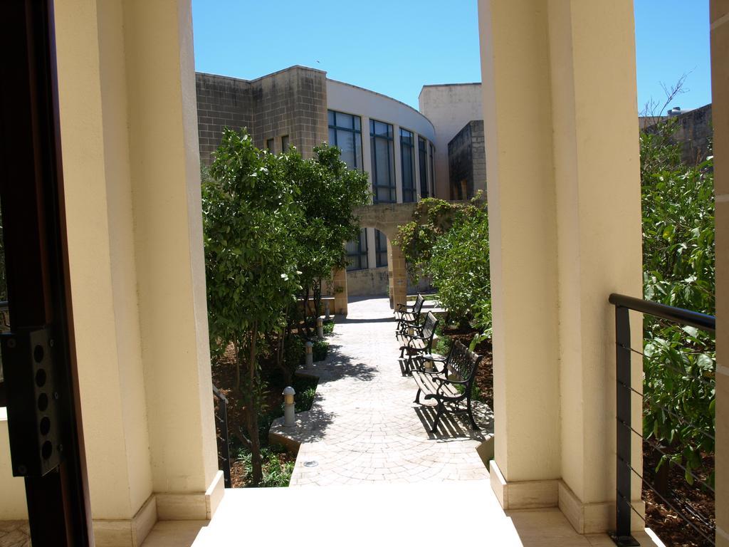 Rivotorto Retreat House Birkirkara Exterior foto